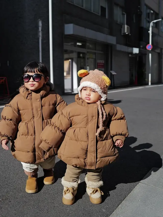 Gaya Stylish Ameena dan Azura, Putri Atta dan Aurel Hermansyah saat Liburan di Jepang