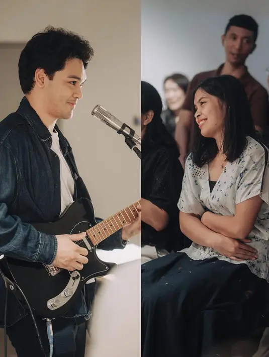 Momen romantis Gregoria yang dilamar Mikha dengan menggelar mini concert. Keduanya kompak mengenakan busana nuansa monokrom. [@mikha97/@gregoriamrska].