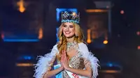 Miss World 2024 Krystyna Pyszková. (dok. Punit PARANJPE / AFP)