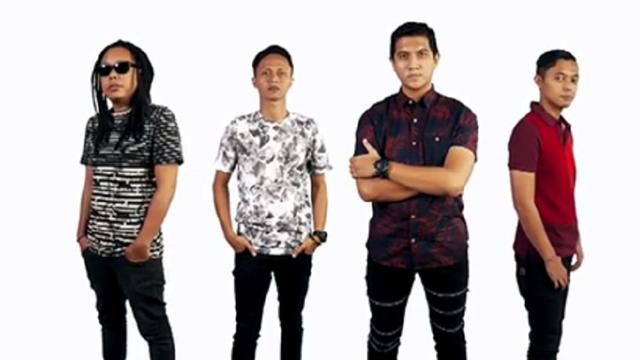 6 Band Ini Melempem Setelah Ditinggal Vokalisnya Bagian 1