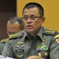 Calon Panglima TNI, Jenderal TNI Gatot Nurmantyo saat mengikuti uji kelayakan dan kepatutan, Jakarta, Rabu (1/7/2015). Dalam visi misinya, Gatot mengaku mendukung program nawacita Presiden Jokowi. (Liputan6.com/Andrian M Tunay)