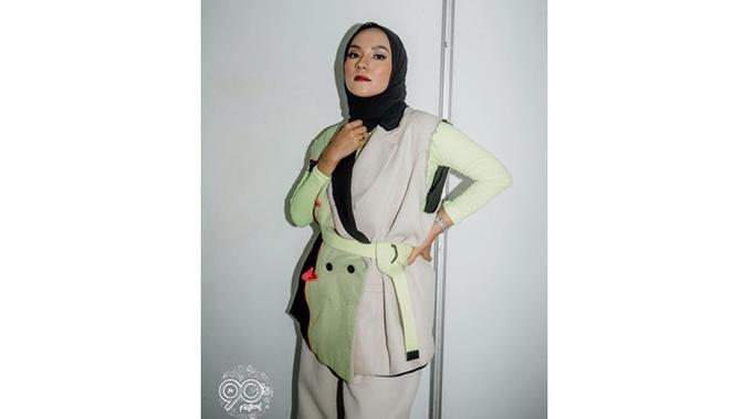 6 Potret Terbaru Enno Lerian, Mantan Penyanyi Cilik yang Jadi Tulang Punggung Keluarga (sumber: Instagram.com/ennolerian_)