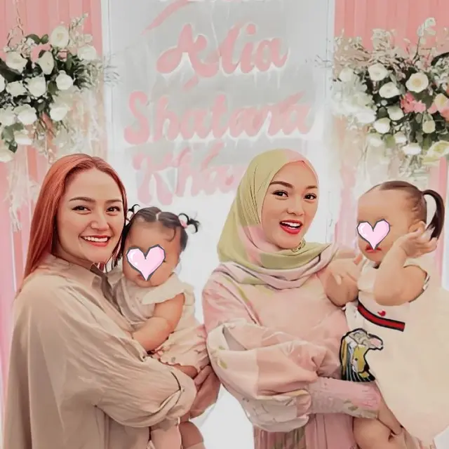 6 Momen Akikah Anak Kedua Zaskia Gotik, Wajah dan Nama Diungkap