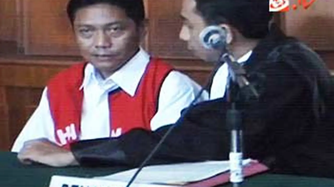 120426asidang-pilot.jpg