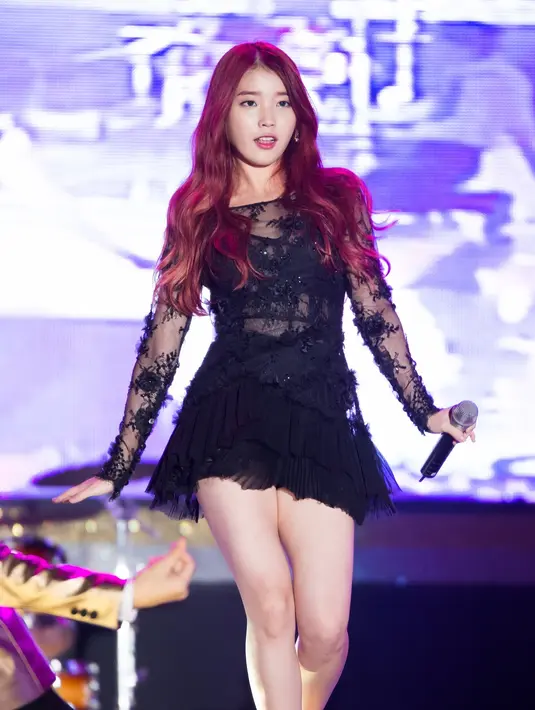 Wanita yang dijuluki Digital Monster itu berhasil meraih beberapa penghargaan termasukk gelar Daesang. (Foto: koreaboo.com)