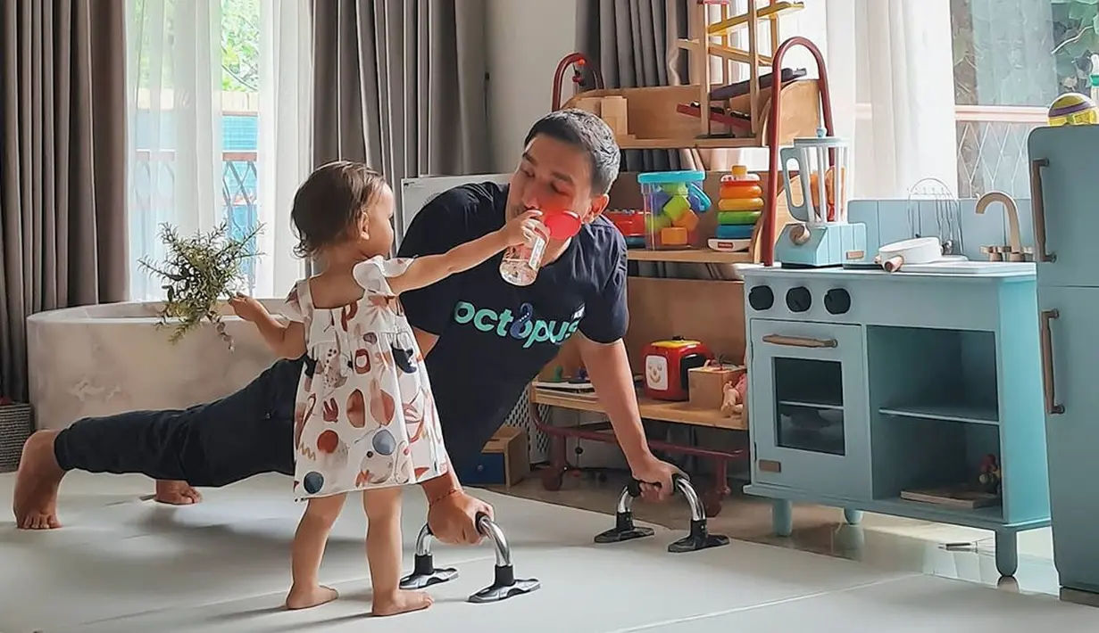 (Instagram/hamishdw)