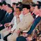 Presiden Prabowo Subianto dan Menteri ESDM Bahlil Lahadalia dalam pabrik petrokimia Lotte Chemical Indonesia (LCI) di Cilegon, Kamis (6/11). Foto: BPMI Setpres RI