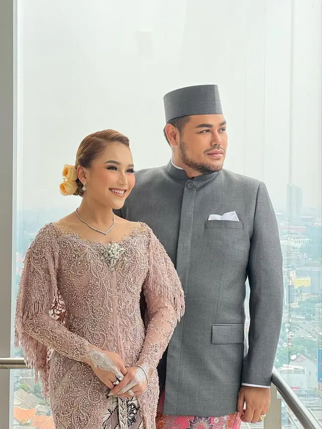 Potret 7 Seleb di Pernikahan Adik Ayu Ting Ting, Curi Perhatian