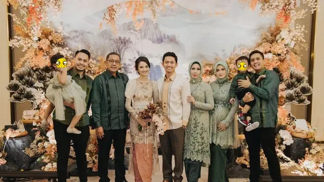 7 Momen Pertunangan Belva Devara dan Sabrina Anggraini, Penuh Kebahagiaan