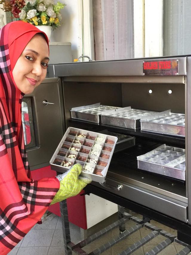 Rini Dwi Kusumaningrum selaku pemilik brownies dan puding Fooddy Cookky (ist)