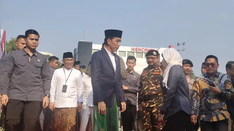 Presiden Joko Widodo Hadiri Hari Santri di Tugu Pahlawan Surabaya
