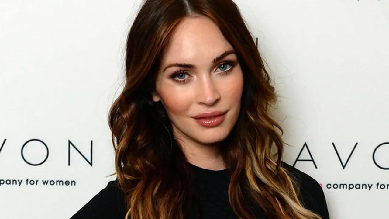 Megan Fox Unggah Foto Pertama Tanpa Riasan di Instagram Baru
