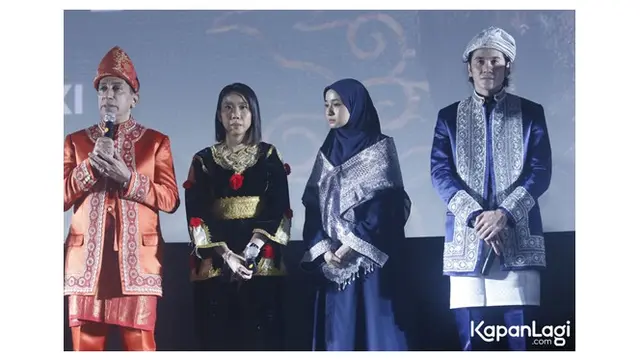 6 Potret Laudya Cynthia Bella di Konferensi Pers Buya Hamka, Pesona Kian Terpancar