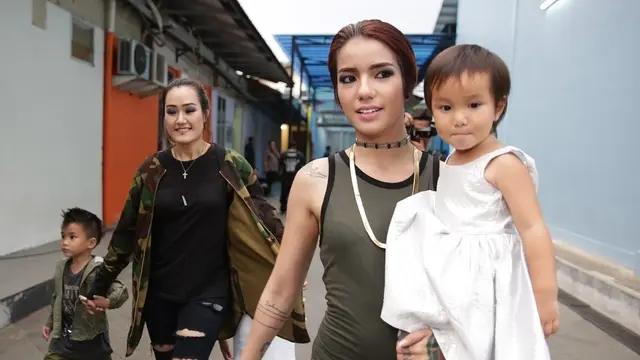 [Bintang] Sheila Marcia