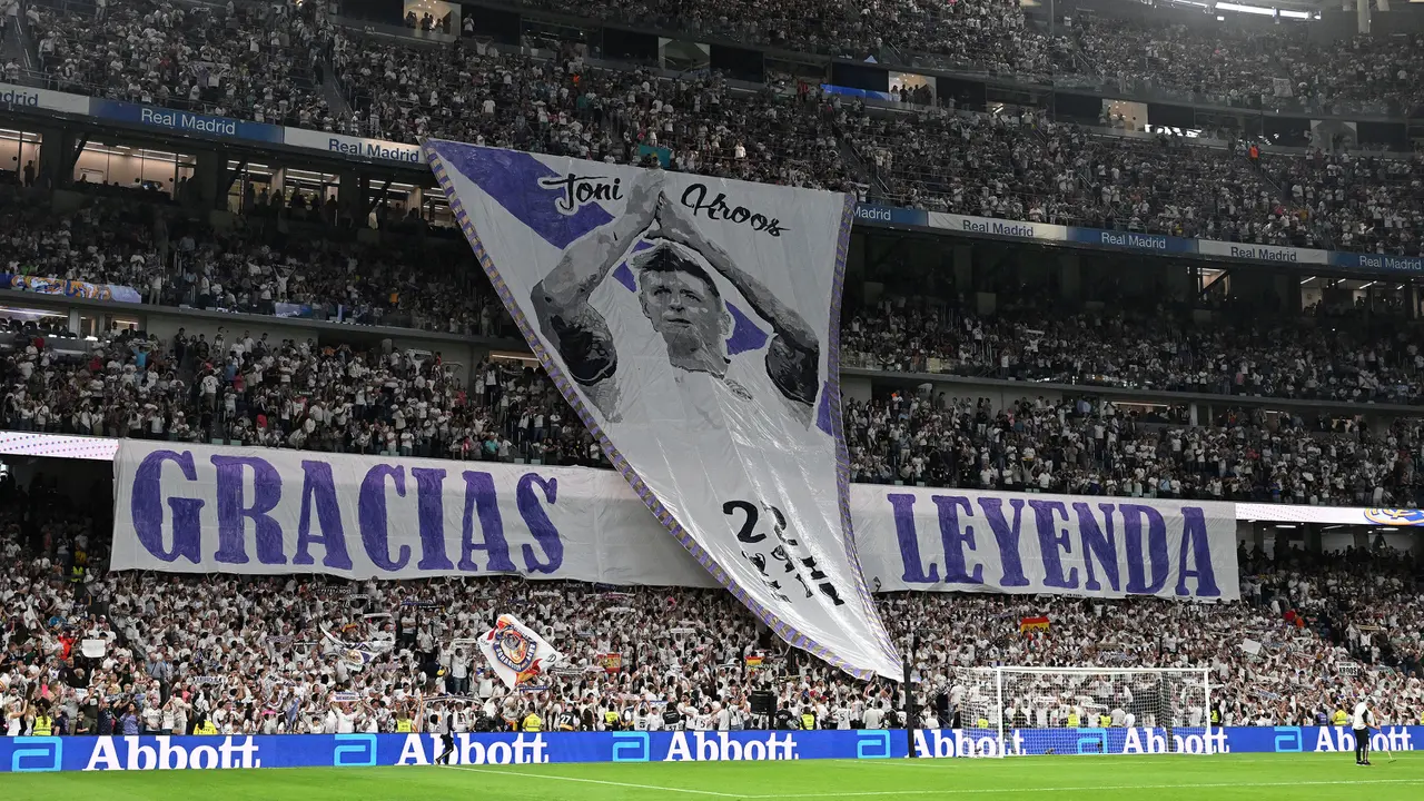 Foto: Perpisahan Emosional Toni Kroos dan Real Madrid, Terima Kasih atas 10 Tahunnya