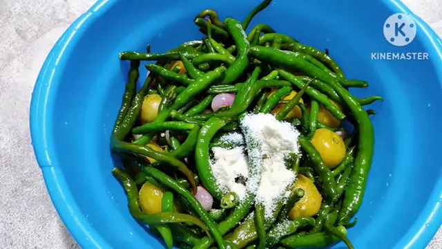 Tanpa Direbus Lebih Dulu, Begini Cara Bikin Sambal Hijau ala Rumah Makan Padang yang Wangi