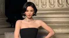Kim Yoo Jung Tampil Cantik Maksimal di Paris