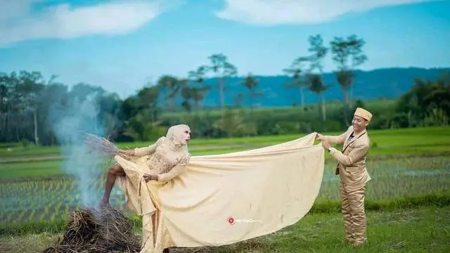 6 Prewedding Banyak Tingkah Ini Absurd Banget, Ada-Ada Saja