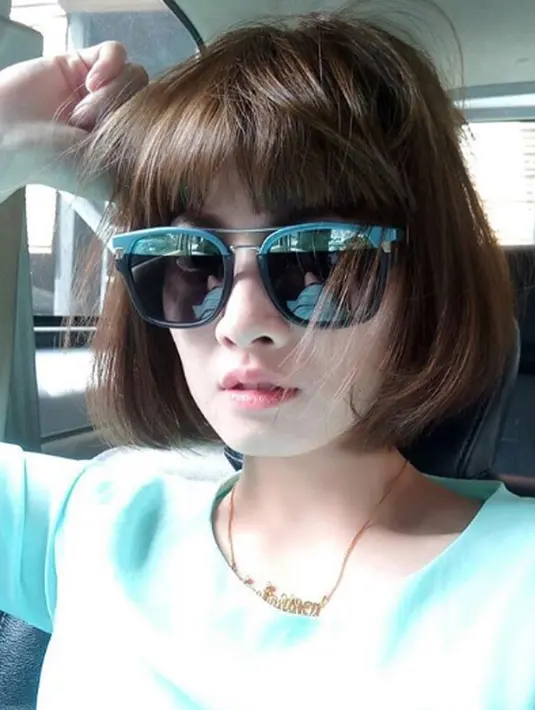 Chika Jessica sangat bersuka cita menjalani ibadah puasa di bulan Ramadhan. Selain itu, Chika memiliki menu favorit ketika dirinya berbuka puasa, bakwan, sambel kacang adalah salah satu takjil yang wajib untuk disantap. (instagram/Bintang.com)