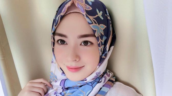 Ayana Jihye Moon Mantan Idol K Pop Yang Kini Berhijab Showbiz