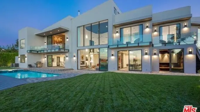 [Bintang] Rumah John Legend