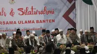 Kapolri, Jenderal Listyo Sigit Prabowo, Bersama Ratusan Santri, Ulama dan Kyai Di Banten. (Rabu, 01/11/2022).