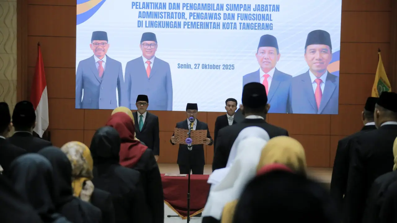 Wali Kota Tangerang, Sachrudin, melantik 100 pejabat struktural Eselon III dan IV serta 12 pejabat fungsional di lingkungan Pemerintah Kota (Pemkot) Tangerang (Istimewa)