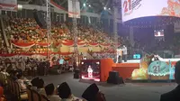 Wakil Presiden Republik Indonesia ke 10 dan 12, Jusuf Kalla, memberikan sambutan pada Puncak Milad ke-21 PKS yang diselenggarakan di Istora Senayan, Jakarta Pusat, Sabtu (20/5/2023) (Liputan6.com/Ady Anugrahadi)