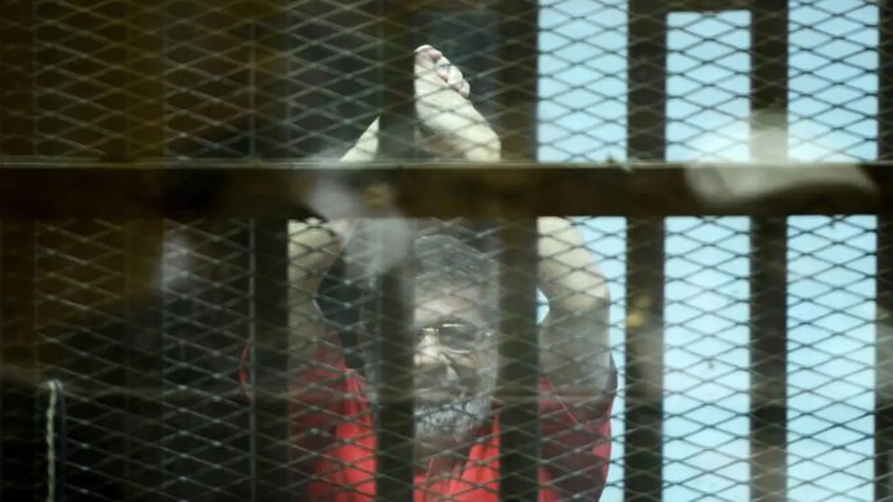 Momen Mohammed Morsi Jalani Sidang Sebelum Meninggal