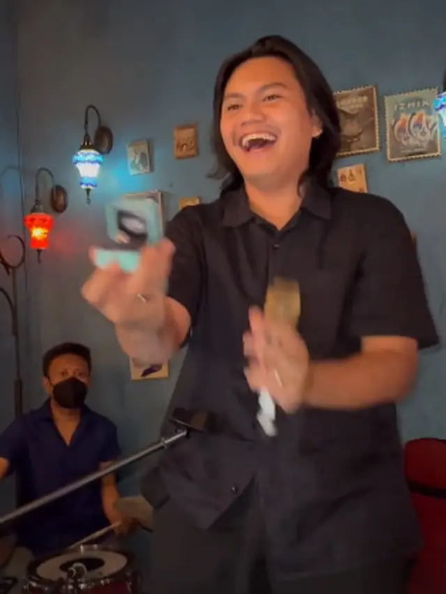 6 Momen Awkarin Dilamar Gangga Kusuma di Hari Ulang Tahunnya, Romantis