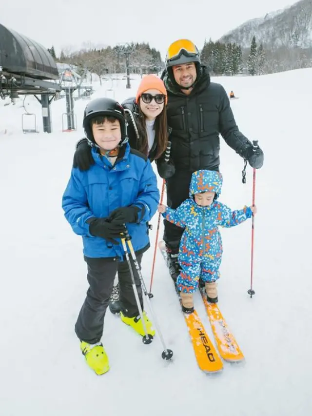 OOTD Artis Tanah Air Main Ski