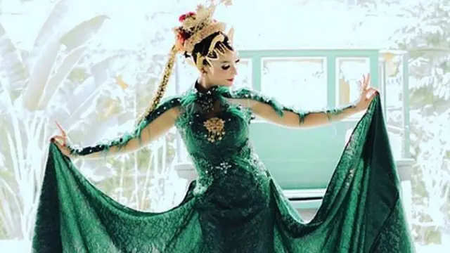 Roro Fitria