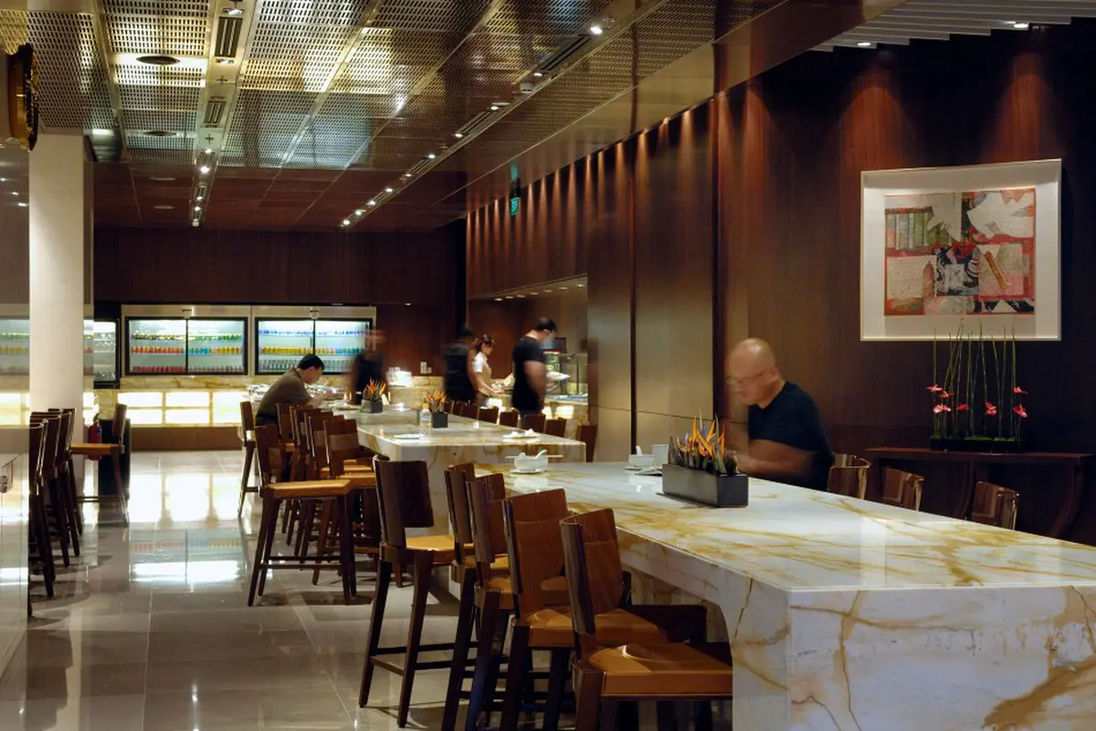Sedang Istirahat di Lounge Mewah, Pengusaha Ini Ditangkap