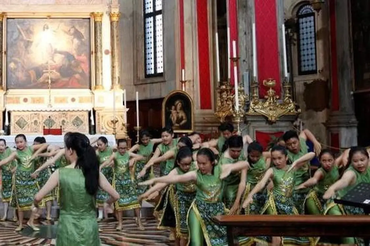 Paduan suara anak TRCC mengharumkan nama bangsa di kancah internasional