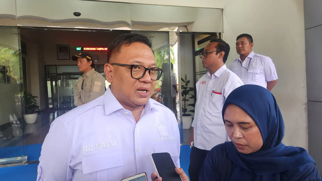Anggota Komisi I DPRD Provinsi Jawa Barat, Pradi Supriatna.