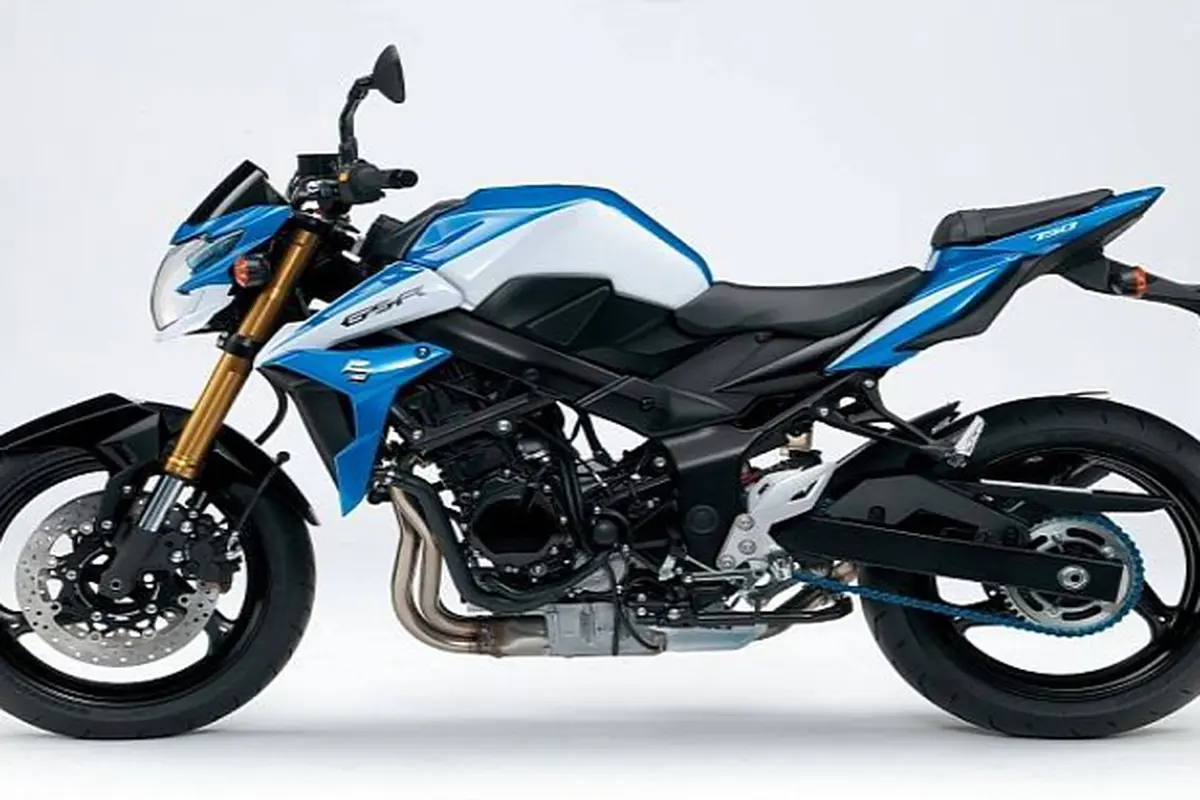 Suzuki GSR 750