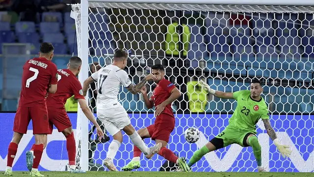Foto Piala Eropa: Duet Maut Immobile-Insigne, Italia Gulung Turki di Pertandingan Pembuka Euro 2020