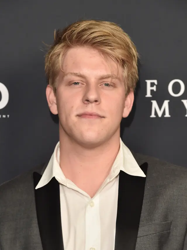 [Bintang] Jackson Odell