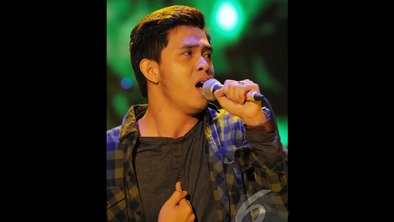 Cakra Khan
