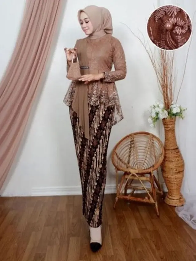 Cara Memilih Kebaya untuk Wanita Gemuk, Pertimbangkan Hal Ini