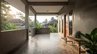 5 Jenis Lantai Teras Anti Licin Cocok untuk Rumah Kampung agar Lebih Aman dan Nyaman