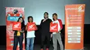 Liputan6.com membagikan   doorprize kepada para Cinemaholic jelang nonton bareng film The Hobbit di Blitz Megaplex, Jakarta, (Minggu (21/12/2014). (Liputan6.com/Panji Diksana)