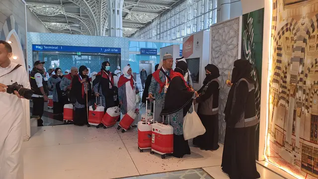 Gelombang I kedatangan jemaah haji Indonesia di Madinah telah berlangsung sejak Rabu, 24 Mei 2023 dan hingga kini total sudah ada 25.292 jemaah haji dari 66 kloter telah tiba di Madinah melalui Bandara Internasional Amir Mohammed bin Abdul Aziz (AMAA) Mad