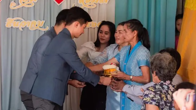 Viral, Pernikahan Poligami Tiga Pria di Thailand