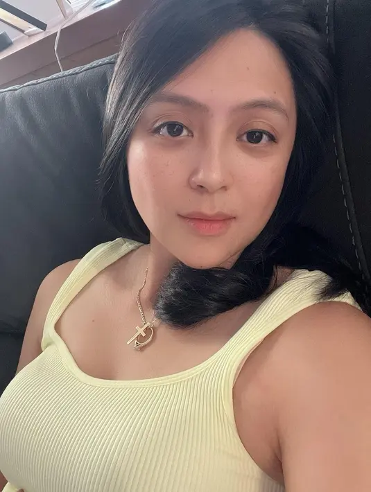 Selain itu, pada tahun 2003, Jill Carissa terlibat dalam sinetron Wali Songo, Nyi Roro Kidul, dan Pengantin Lembah Hantu. Tahun berikutnya sinetron Keris Empu Gandring, dan 2005 Jurus Halilintar. Pada tahun 2013, ia terlibat di produksi MD Entertainment dalam sinetron Somad dan Ken Arok & Ken Dedes. [Instagram/carissajill]