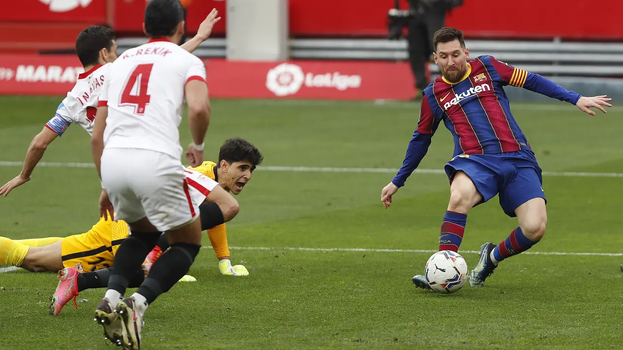 FOTO: Lionel Messi Gacor, Barcelona Raih 3 Poin di Markas Sevilla