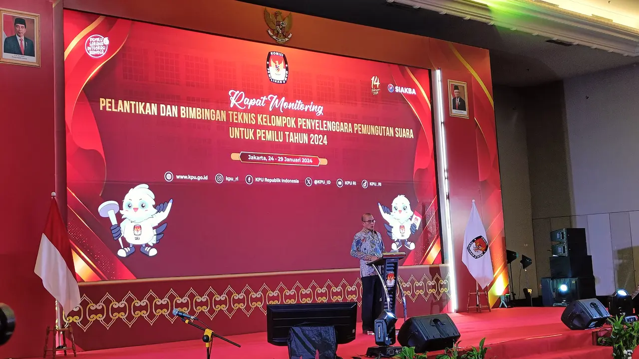 KPU melantik 5.741.127 KPPS untuk pemilu 2024 di seluruh Indonesia, Kamis (25/1/2024).