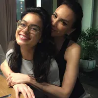 Sophia dan Eva Celia. (Instagram @sophia_latjuba)