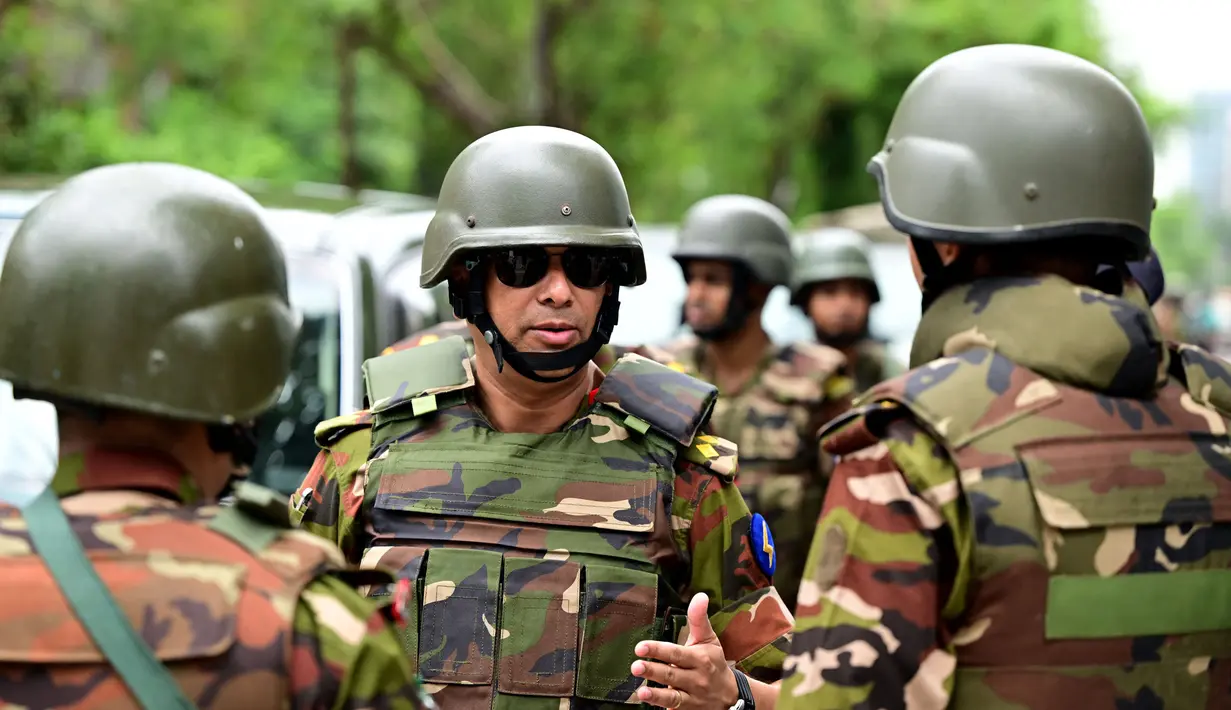 Sebelumnya, Bangladesh mengalami bentrokan antara polisi dan para pengunjuk rasa. Pengunjuk rasa sebagian besar adalah mahasiswa. (Munir UZ ZAMAN/AFP)