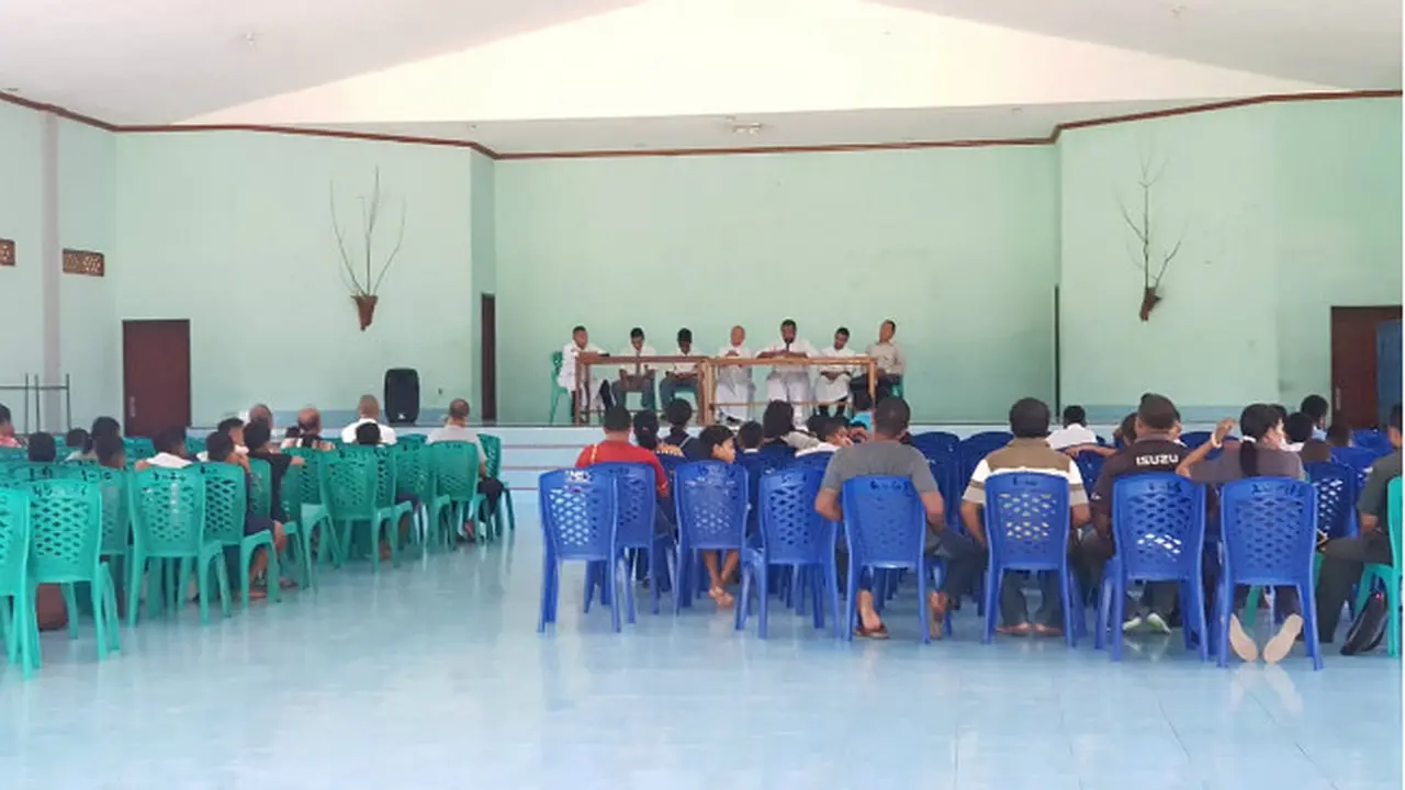 77 Siswa Seminari di NTT Dihukum Senior Makan Kotoran Manusia